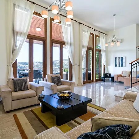 Neptune - 15 Villa